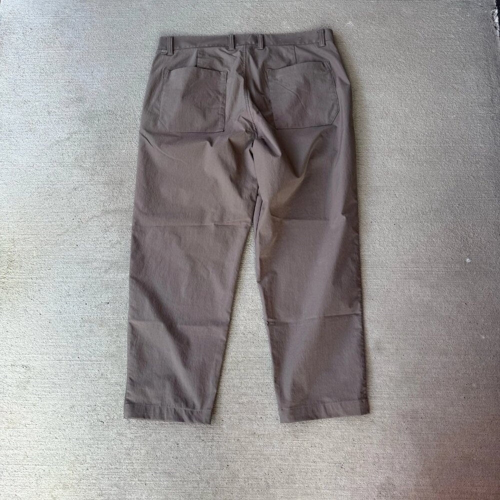 Lululemon Commission Pant Slim Fit 36x32 Khaki Stretch ABC Style - Picture 2 of 5